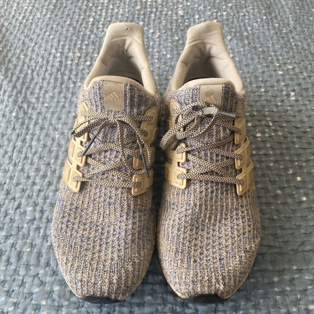 ADIDAS ULTRABOOST RUNNING SHOE BLUE-WHITE SIZE 12.5